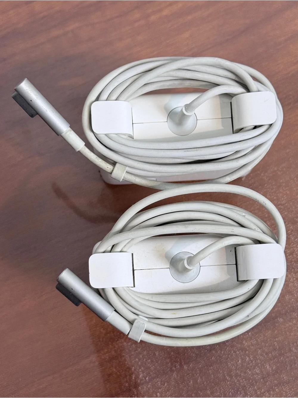2 Apple MacBook 85W Magsafe Power Adapter Chargers A1343